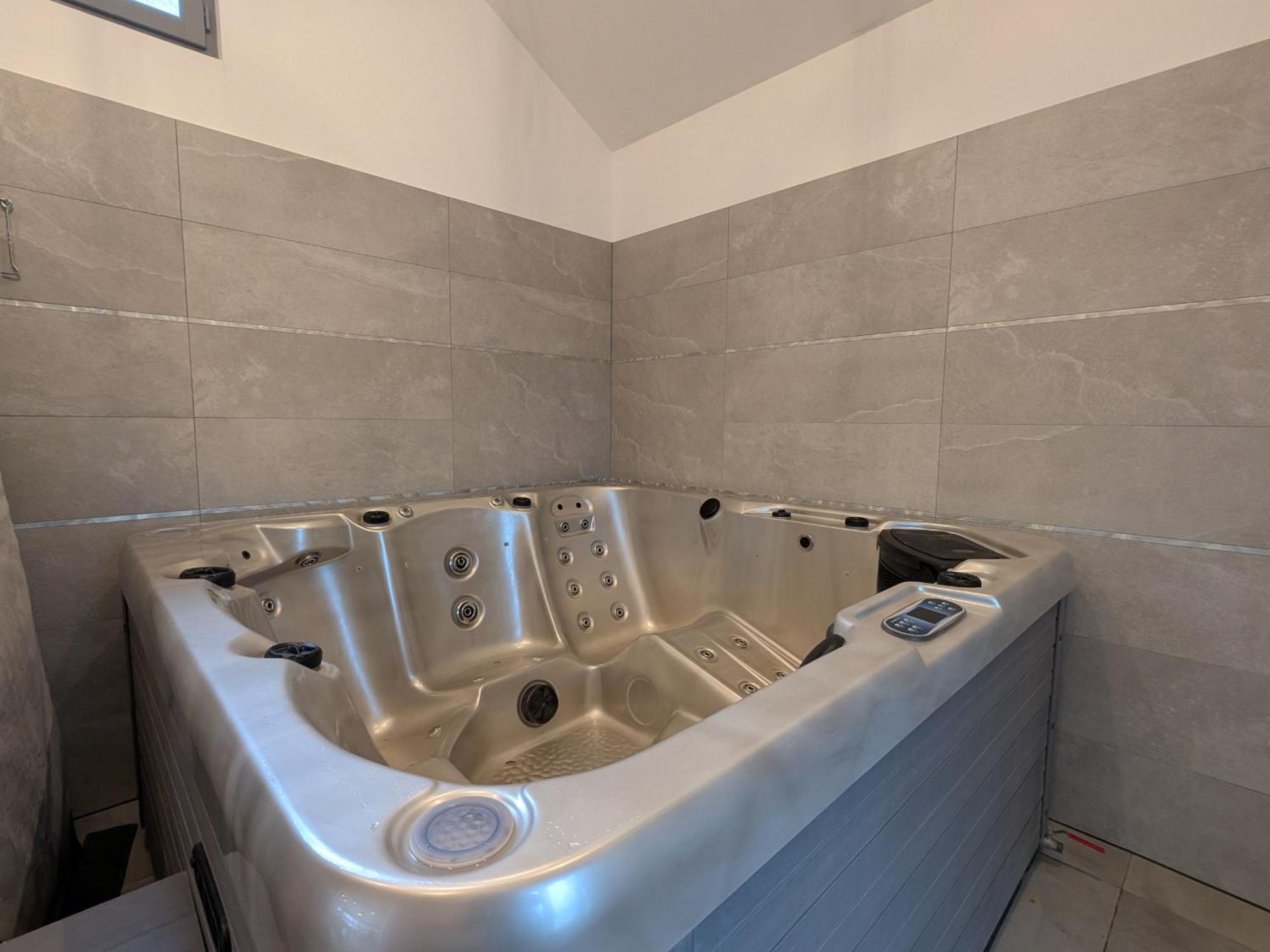 Evasion Vosgienne: Chalet De Luxe, Spa, Sauna, Proche Randos Et Stations De Ski - Fr-1-589-313 Fresse-sur-Moselle Ngoại thất bức ảnh